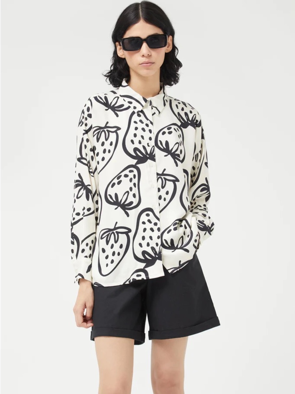 Compania Fantastica – White Strawberry Print Shirt Womens size Small